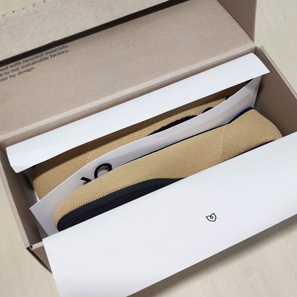 Rothy's Ballet Flats In Beige & Black - Picture 7 of 12